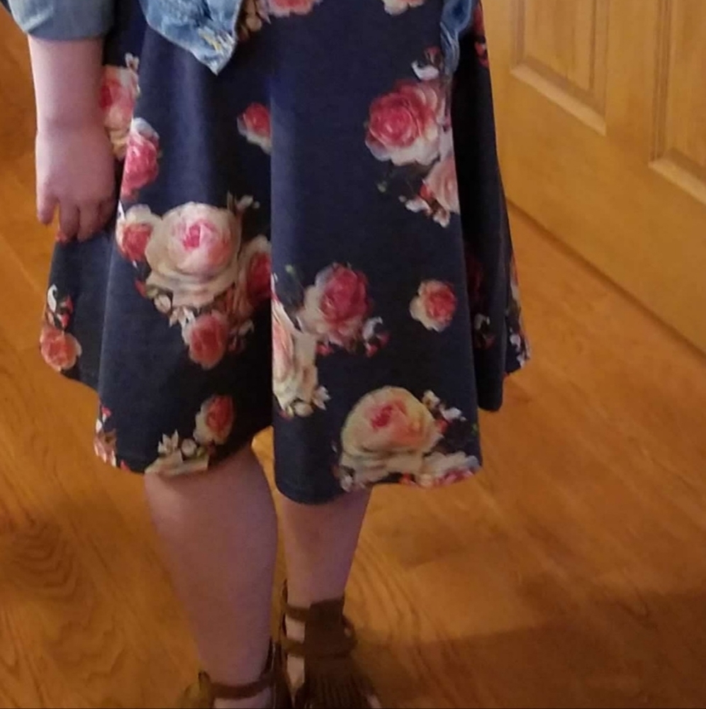 Floral dress - Picture 9 of 9